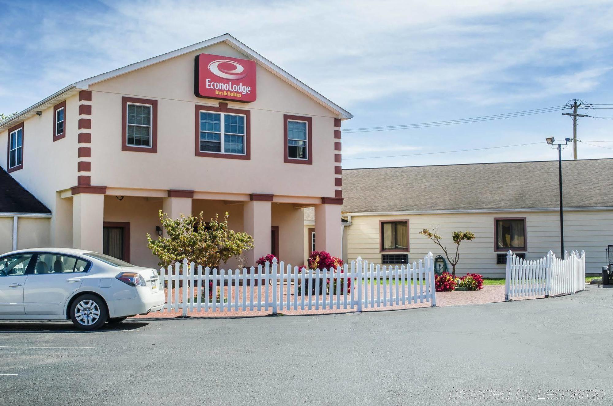Econo Lodge Inn & Suites Denver Buitenkant foto