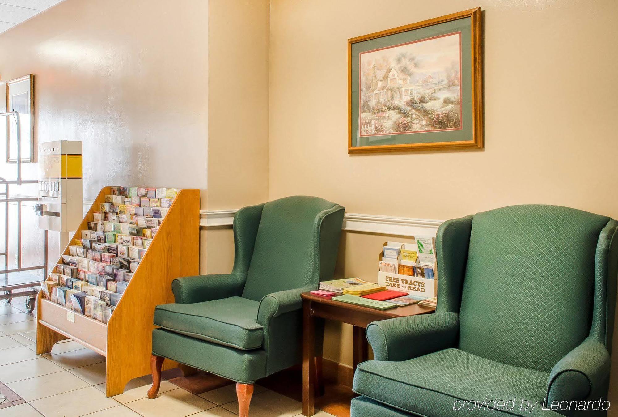 Econo Lodge Inn & Suites Denver Buitenkant foto