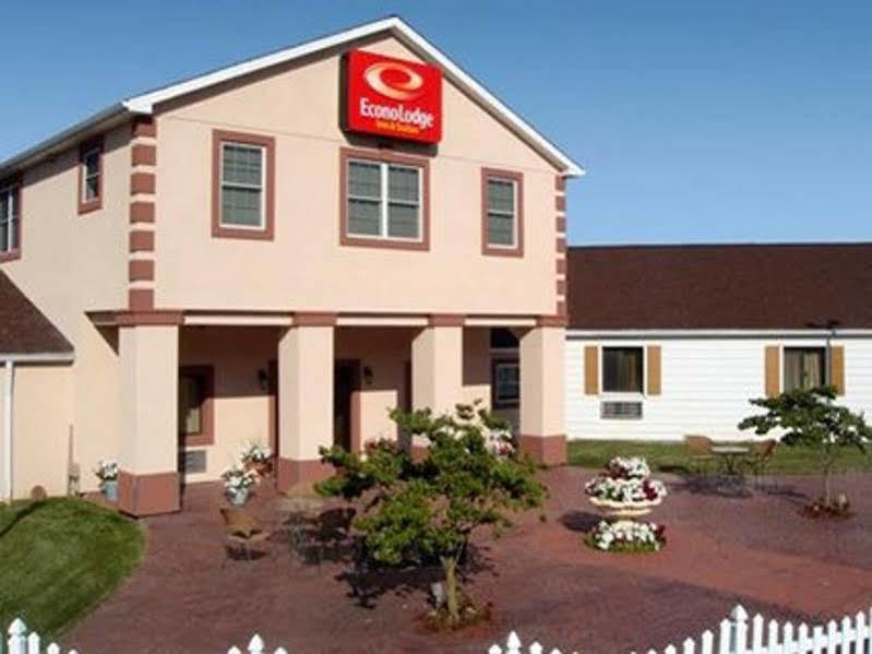 Econo Lodge Inn & Suites Denver Buitenkant foto